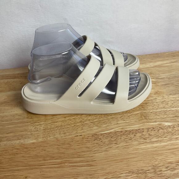 Crocs Womens Getaway Strappy Sandals Ivory Crush Womens size 8 - Picture 2 of 11
